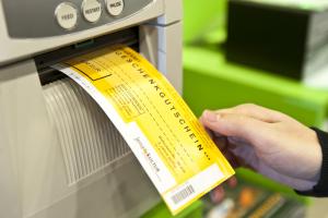 Geschenkgutschein wird gedruckt